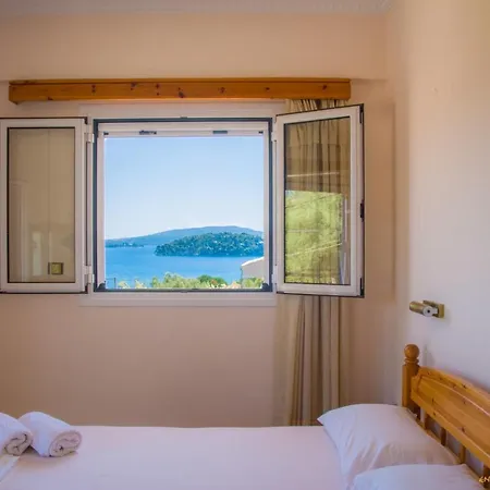 Hotel Arion *